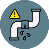 Tuyau brisé causant un déversement